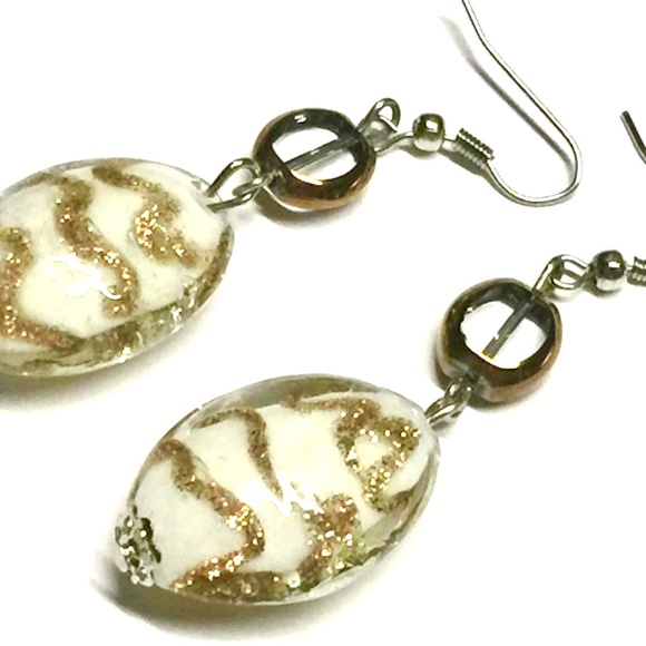 VTG 90s Handmade Artsy Modernist White/Gold Glitter Dangle Bead Pierced Earrings - Picture 5 of 8